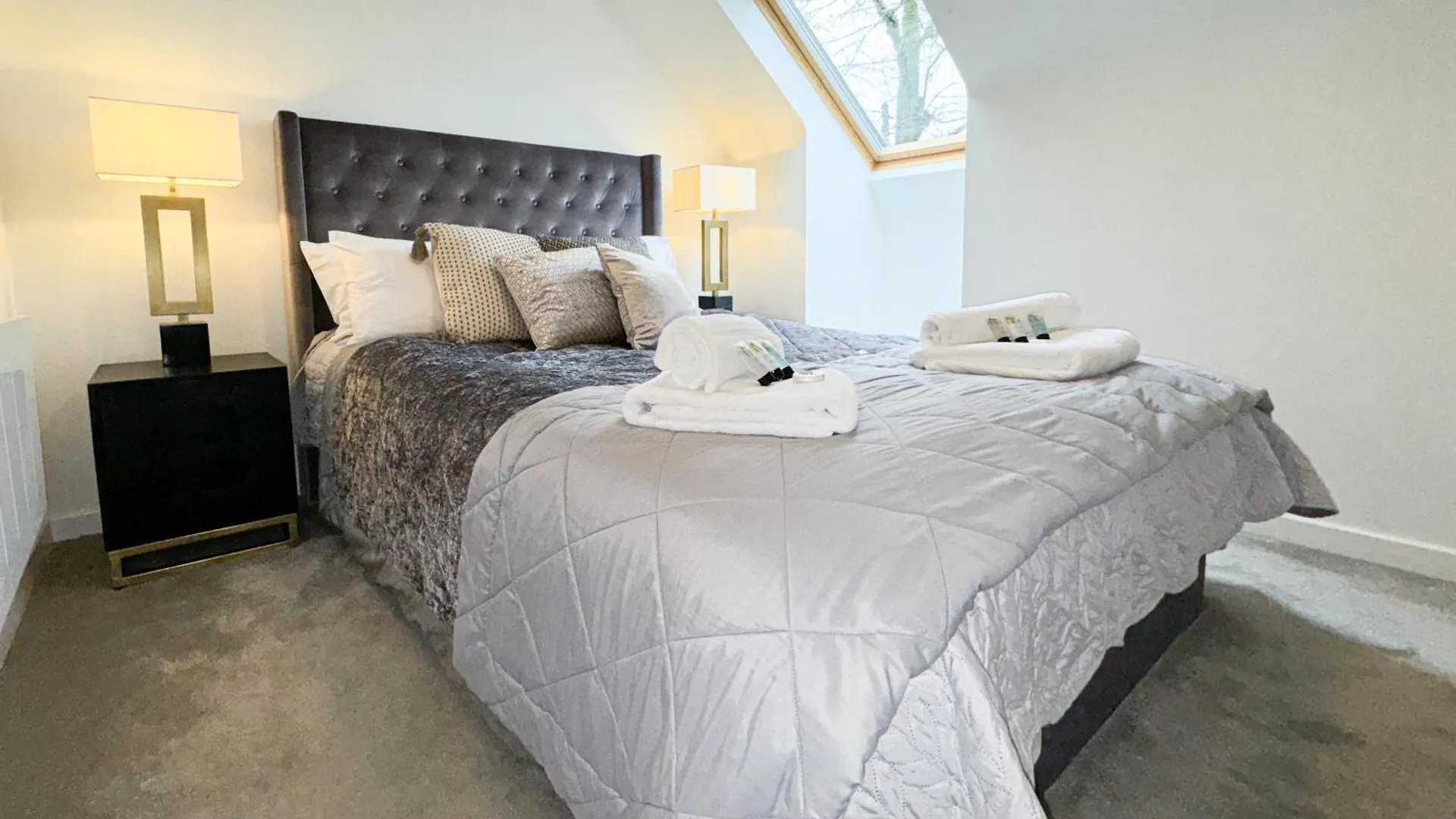 Free Parking - Central - Penthouse York 0*,